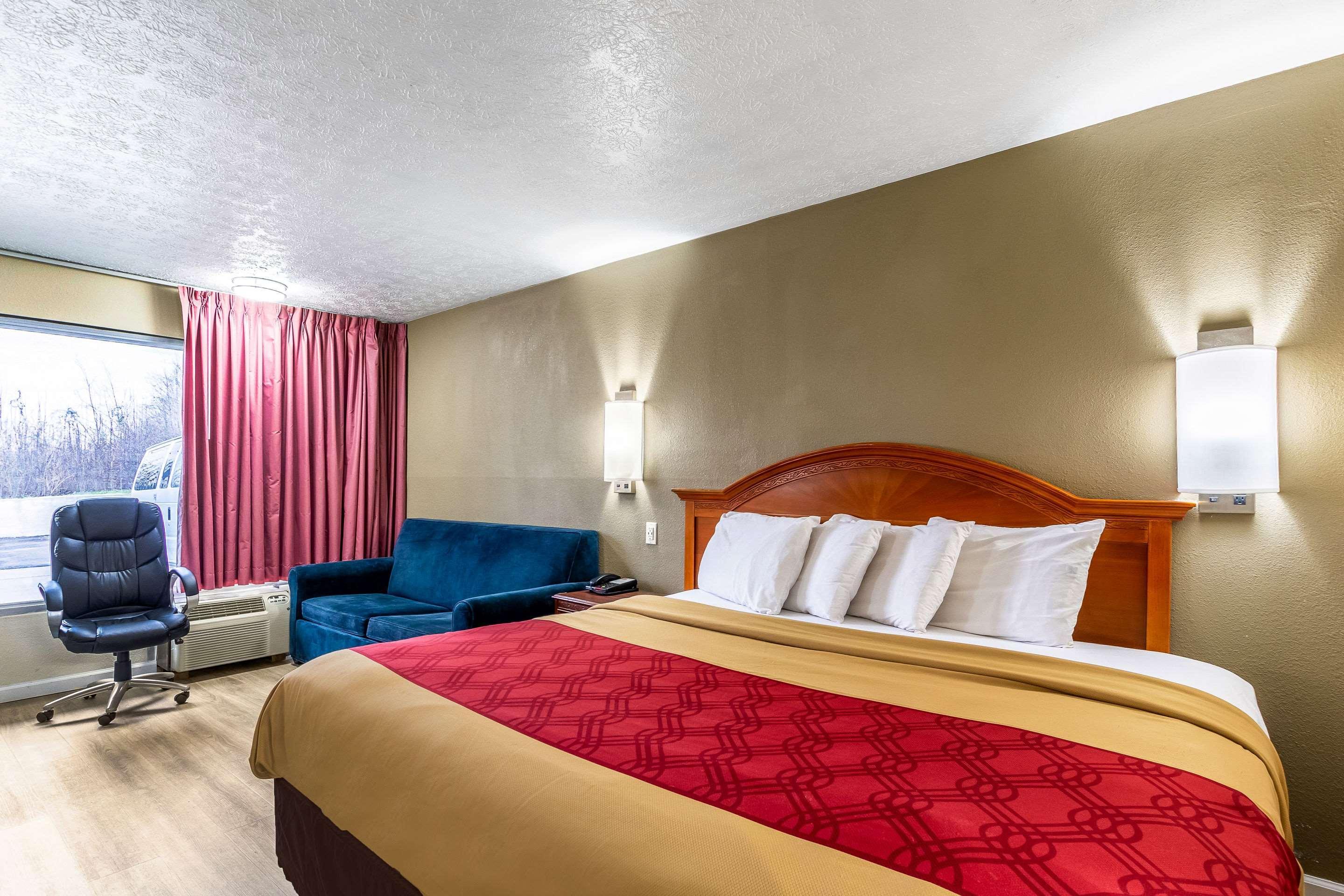Red Roof Inn Walton - Richwood Eksteriør billede